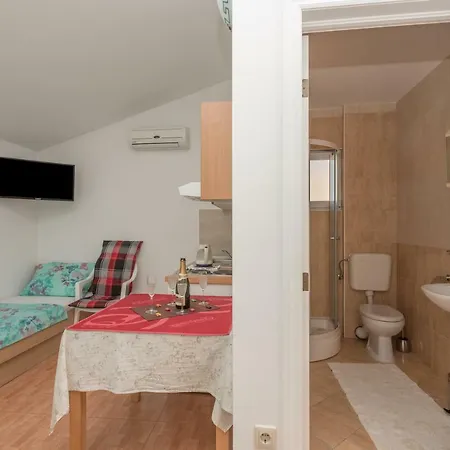 Antonio Apartment