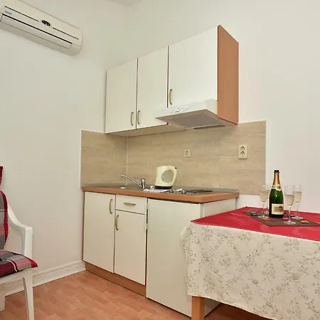 Antonio Apartment