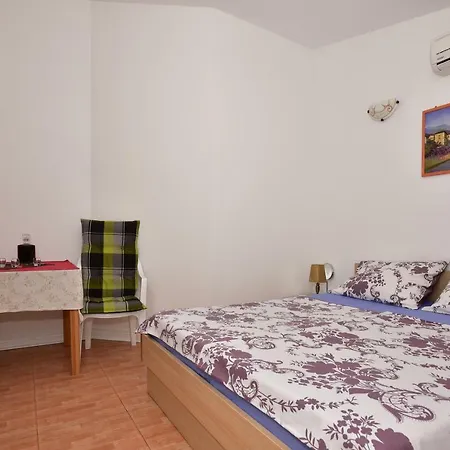Antonio Apartment *